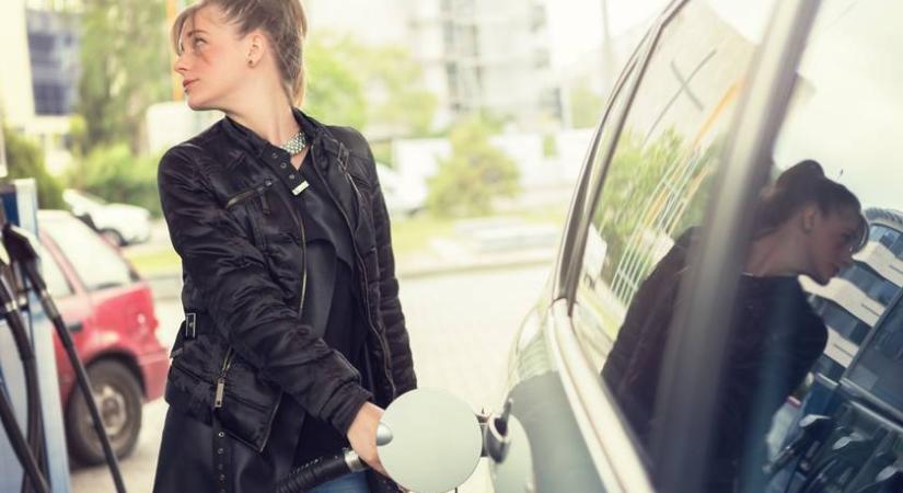 Megvan a terv a benzinár csökkentésére, de óriási gond van vele