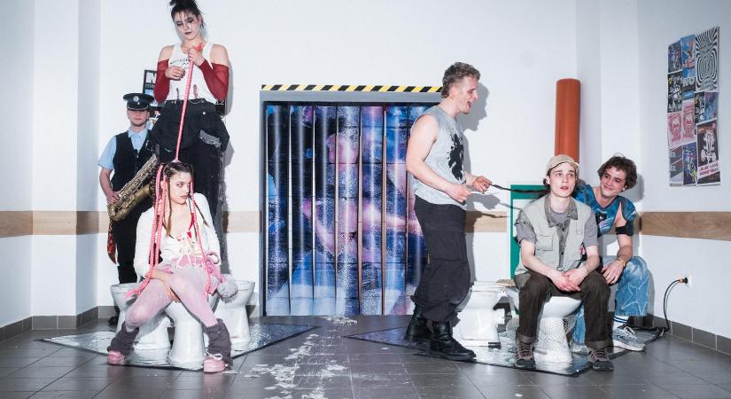 Rave és rend – Hat fiatal meghal egy klubban, a cégállamra felesküdött tanárnő mellett a dealer a valódi angyal