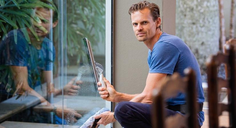 Tavaszi nagytakarítás: ezzel a trükkel gyerekjáték az ablaktisztítás