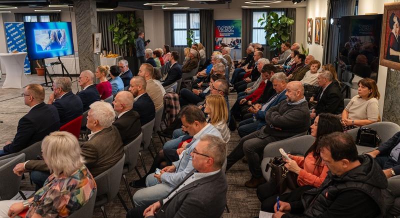 Hamarosan indul a VOSZ kiemelt projektje az induló vállalkozások támogatására