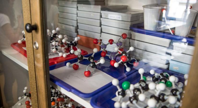 2020 óta megugrott a természettudományos kompetenciamérésen gyengén teljesítő nyolcadikosok száma