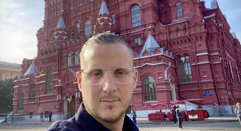 Oroszbarát propaganda készítése és publikálása miatt szankcionált az EU két orosz állampolgárt, valamint egy brit és egy francia bloggert