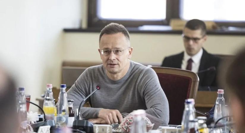 Az ukránok ezer forintos benzinárat akarnak, hogy a Tisza nyerjen – videó