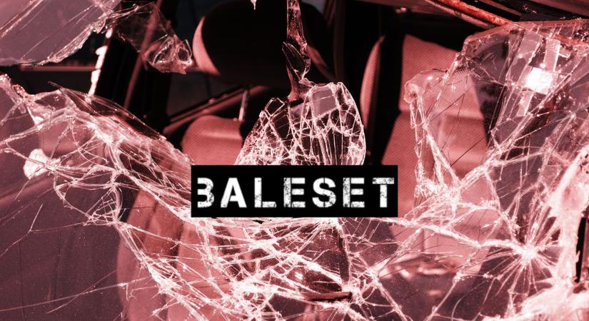 Újabb baleset a 4-es főúton! Mentők is érkeztek a helyszínre!