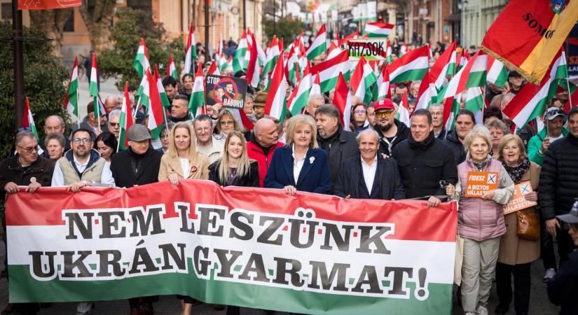 Dübörög a kampány – tömegek várták Orbán Viktort Kaposváron (GALÉRIA)