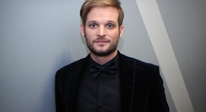 Puskás Peti a celebeknek üzent: „én azért beszélek a hazámról, mert szeretem ezt az országot. Nem kapok érte pénzt, díjakat”.