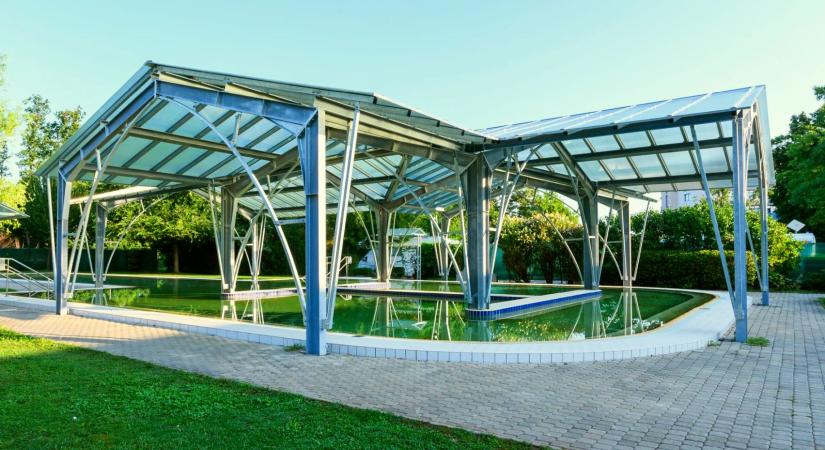 A héten megnyitnak egy kedvelt gyógymedencét Sárváron