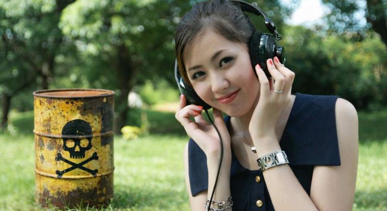 Vegyi anyagok miatt vettek le fejhallgatókat több európai bolt kínálatából