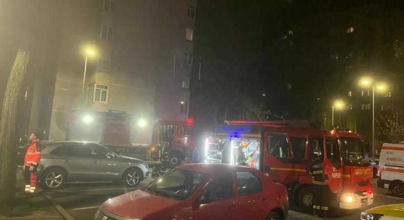 Füstöl egy szatmárnémeti tömbház pincéje – 15 lakót evakuáltak