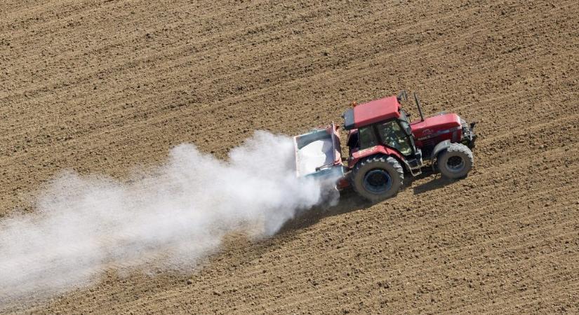 Magyarország azt kéri az EU-tól, hogy törölje el az orosz és fehérorosz műtrágyákra kivetett vámokat