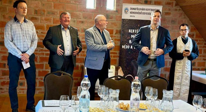 Nagy megmérettetés Dunaföldváron: kiderült, mely borok lettek a legjobbak