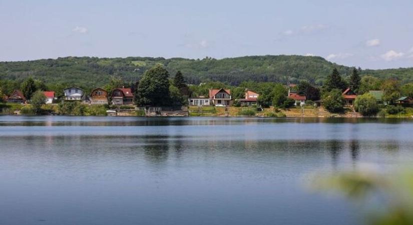 „Egy pajtából horrorszállót csináltak!” – Egerek és csótányok várták a vendégeket egy borsodi szálláshelyen