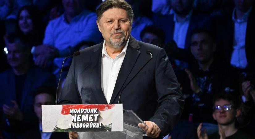 Gelencsér Attila: Csak a békével tudunk nyerni