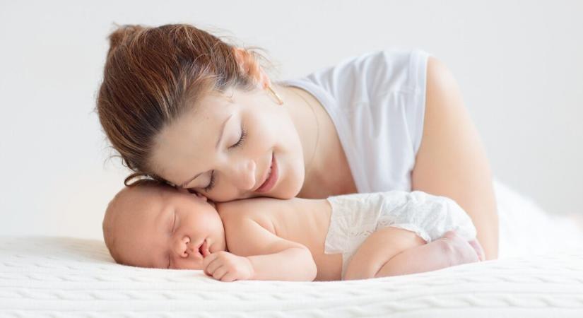 Anyukák, figyelem – sokak által használt babaterméket vontak ki a forgalomból