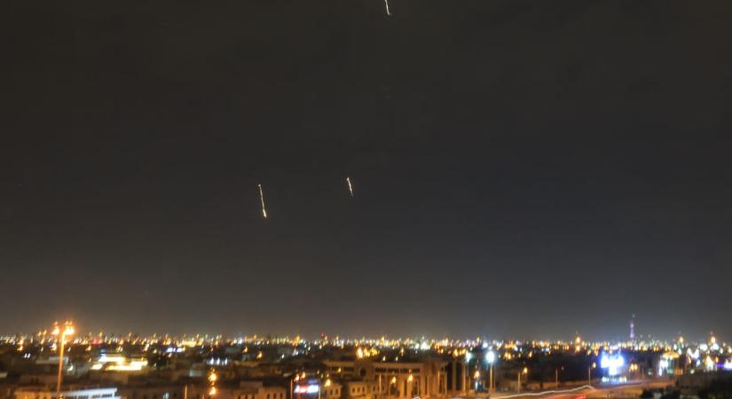 Rakétákkal és drónokkal lőtte Irán Katart és az Egyesült Arab Emírségeket