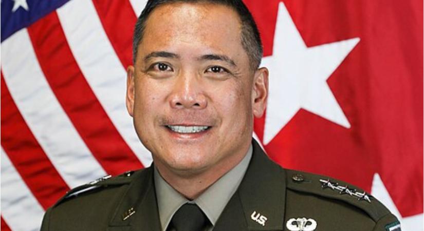 Titkos térképeket hagyott egy vonaton egy amerikai tábornok Lengyelországban