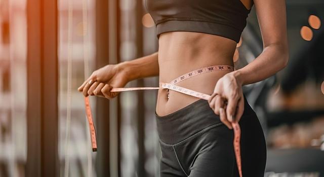 Könnyebben tartható, de kevésbé hatékony az időszakos böjtölés a folyamatos kalóriakorlátozásnál