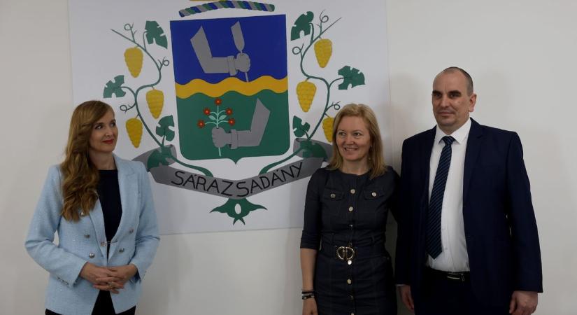 Milliós fejlesztések Sárazsadányban - képekkel