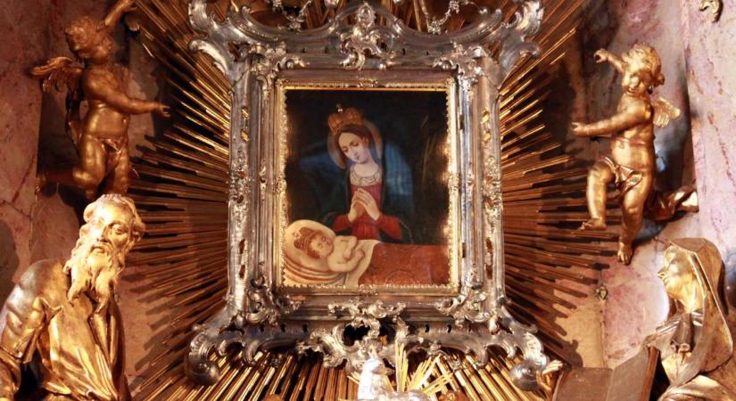 Szent Patrik és a Győri Könnyező Szűz Mária emléknapja