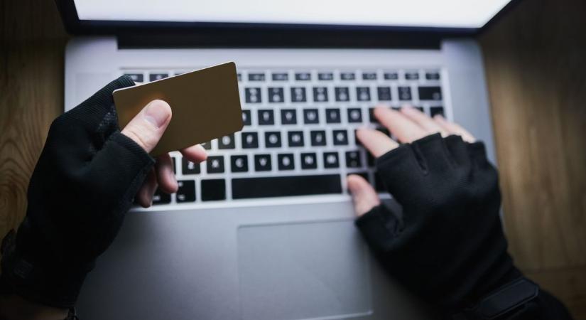 Újabb csalás terjed: TAJ‑kártya megújításra kérnek, aztán ellopják minden pénzed