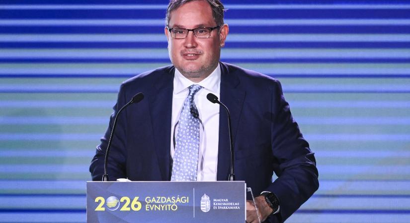 Havi 10 millió forintnál is többet keres a Nemzetgazdasági Minisztérium egyik államtitkára, annyi állása van