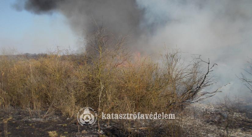 Több településen is pusztított a tűz Hajdú-Biharban