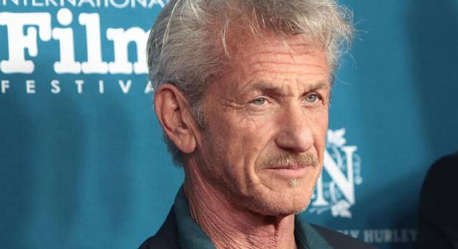 Sean Penn kihagyta az Oscart. Az ok: Zelenszkij