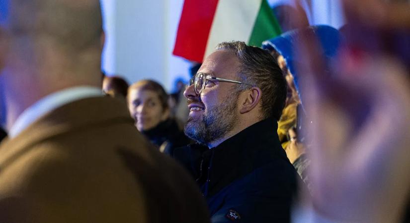 Orbán Balázs szerint ahol brüsszeli kormány van, ott adóemelés és megszorítás is lesz