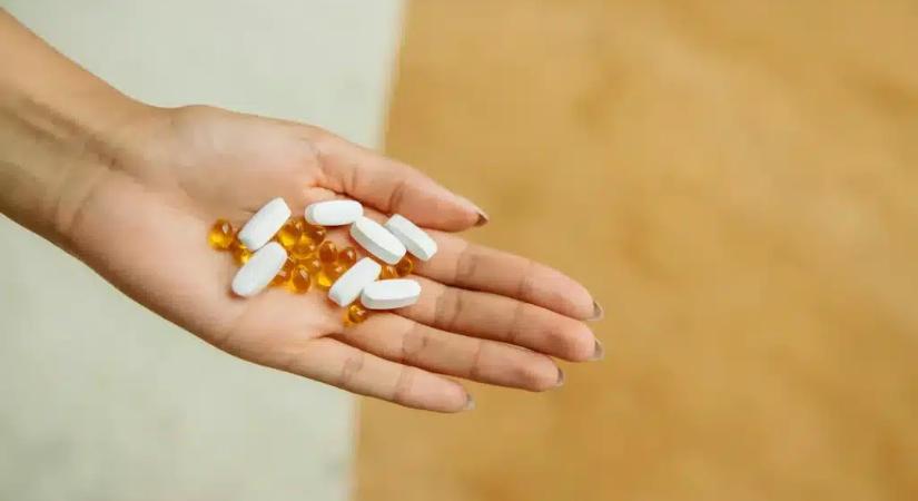 Csonttörés és májkárosodást is okozhat: ezek a legveszélyesebb vitaminok