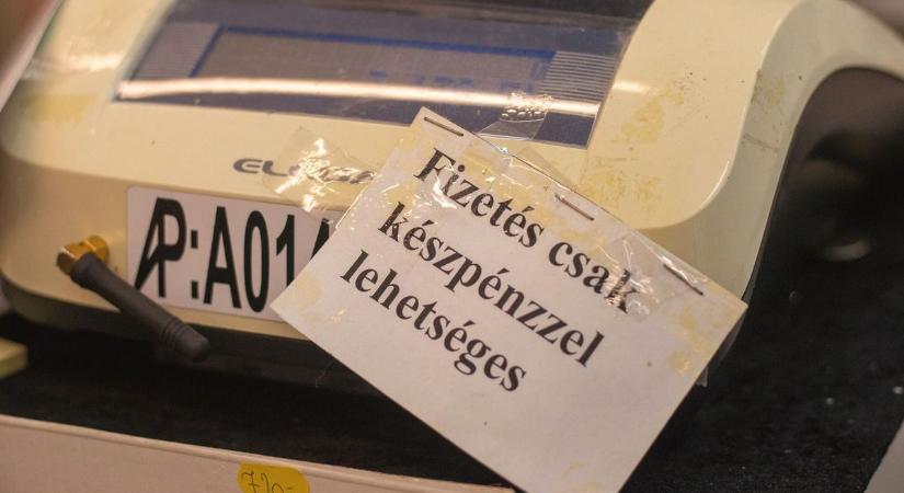 Aki kártyával szeretne fizetni, az könnyen hoppon maradhat