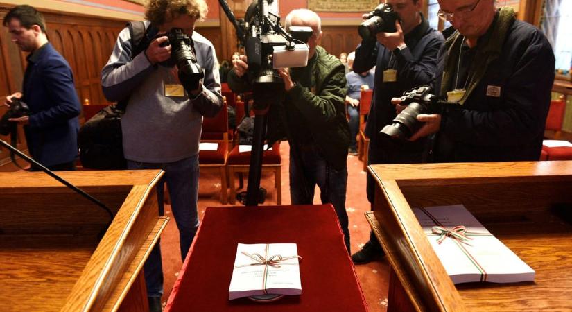 Már most alig van köze a költségvetésnek ahhoz, ahogyan tavaly nyáron megszavazták