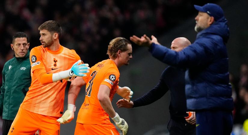 „Ez szégyenletes” – Szoboszlai gólja után aljas dolog történt a kispadon – Videó