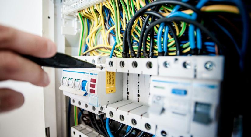 Karbantartókat keres a Debreceni Hőszolgáltató Zrt.