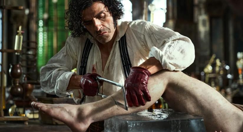 Pécsi műhelyben készültek a jelmezeivel is Oscarig jutó Frankenstein kesztyűi