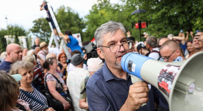 Hadházy egy utolsó kirándulást szervez Hatvanpusztára a választások előtt
