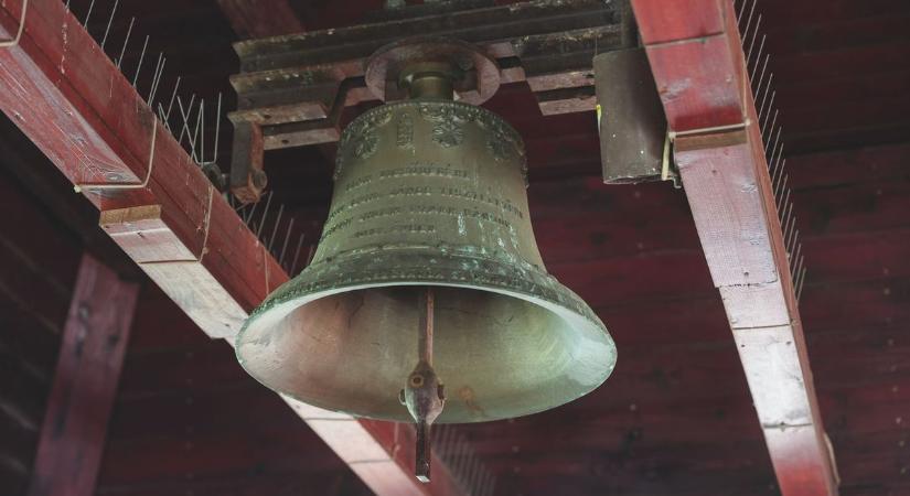 Hónapokig néma volt, most újra megszólalt a harang egy Csongrád-Csanád megyei faluban