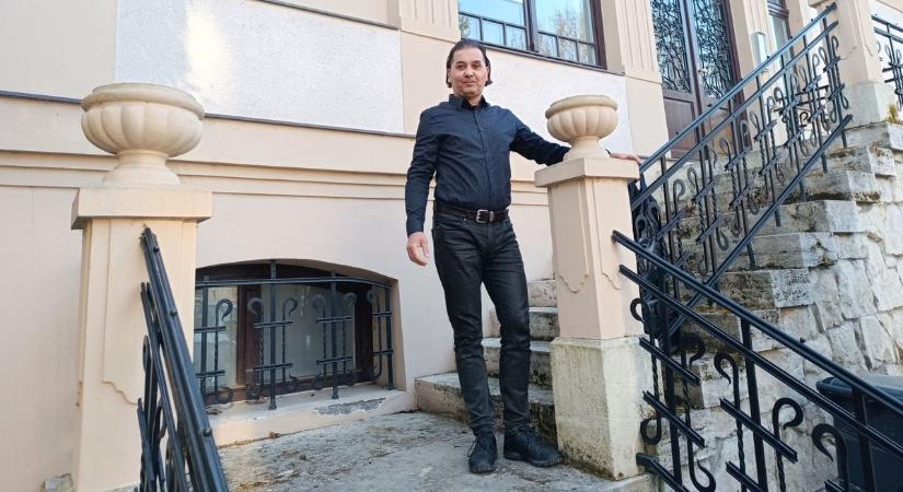 Hőnel Béla építészt Pro Urbe-díjra javasolja emlékének ápolója Mosonmagyaróváron