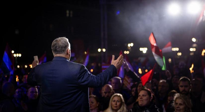 Szívmelengető jelenetek tették még emlékezetesebbé Orbán Viktor országjárásának kaposvári állomását: a miniszterelnök életre szóló élményt szerzett (VIDEÓ)