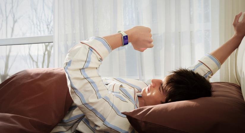Bemutatkozik a HUAWEI Band 11 széria a stílus és a fejlett egészségkövetés metszéspontjában
