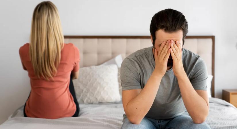 „Folyamatosan azzal vádoltam a feleségem, hogy megcsal, amivel végül viszonyba kergettem – most megállás nélkül rettegek, hogy elveszítem”