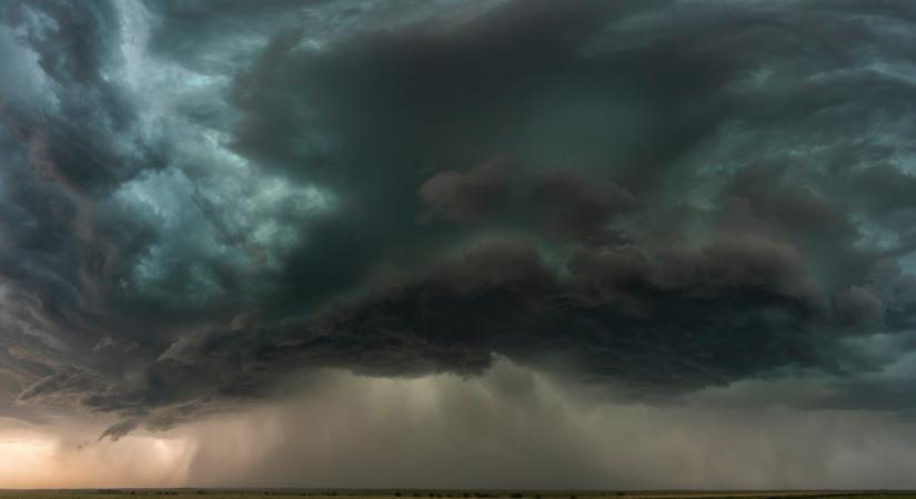 Nem akármilyen vihar közelít felénk: mutatjuk, hova, mikor ér