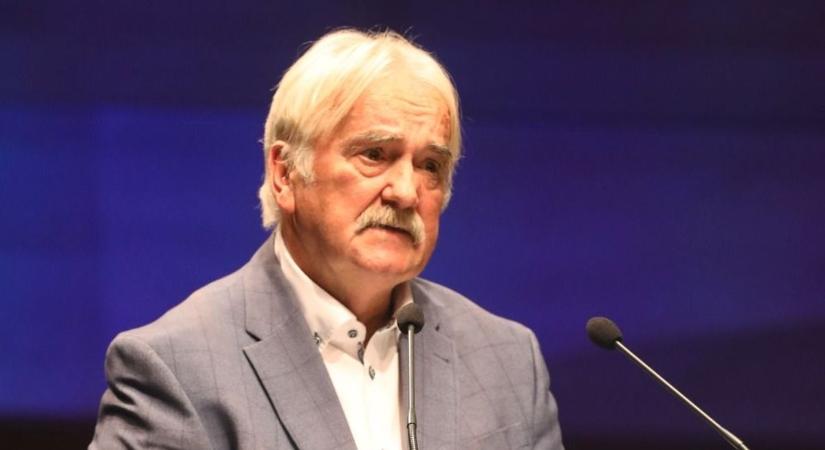 Prof. Dr. Lakner Tamás Liszt-díjas karnagy viszi közelebb a zenét a hallgatósághoz