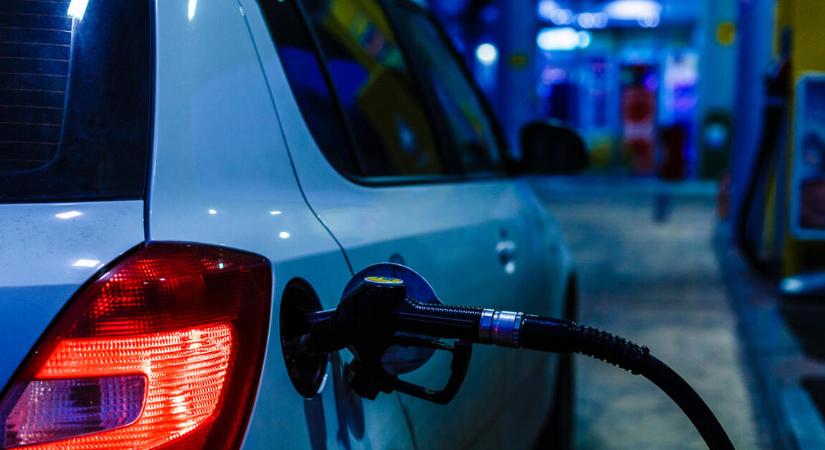 Szerdától itt a 700 forintos gázolaj – tovább folytatódik az árrobbanás a kutakon