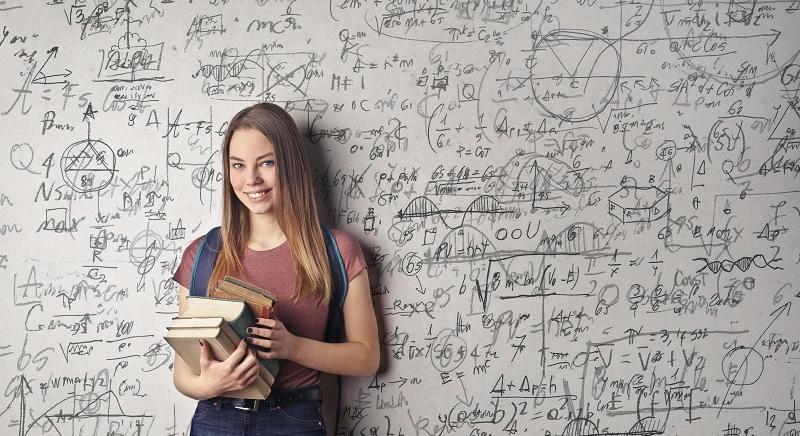 Matematika próbavizsga: Tizennyolc feladatot kellett megoldjaniuk két óra alatt a nyolcadikosok