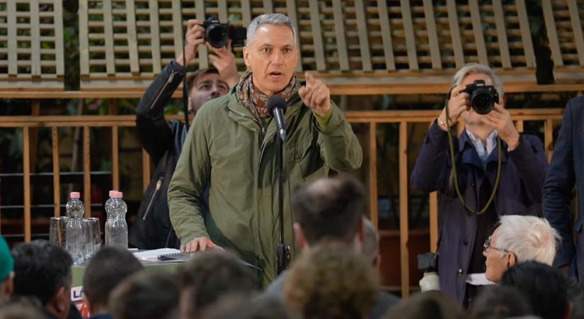 Forrong a Karmelita: Lázár János elszólta magát, bajba került miatta a kormány