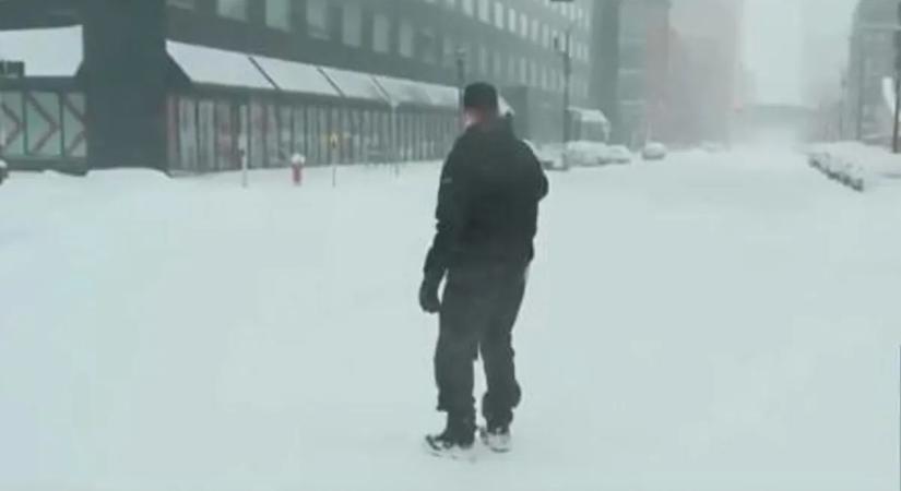 Apokaliptikus viharok tarolták le Amerikát – döbbenetes videókon a természet pusztító ereje