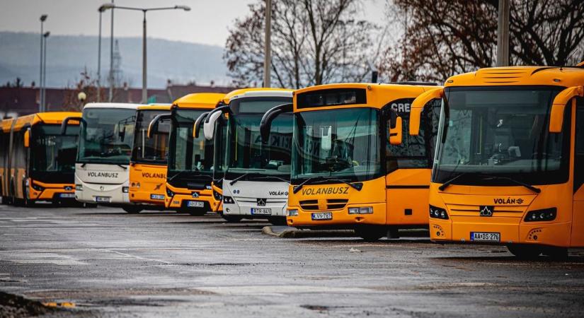 Bele kell nyúlni a hajdú-bihari buszmenetrendbe: listán az érintett járatok, ezeknél jön az új rendszer