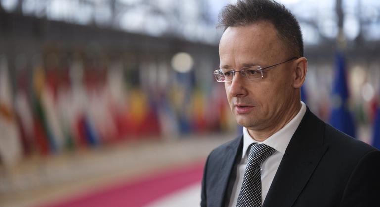 Szijjártó Péter: Három nappal a magyar választás után kezdenék meg az orosz kőolaj kitiltását