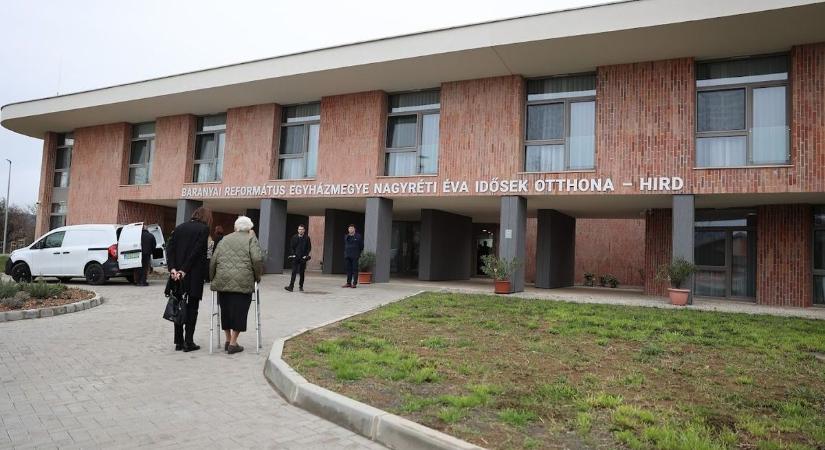Ez a lélek ünnepe: átadták az idősek ellátását szolgáló intézményt Hirden (GALÉRIA  VIDEÓ)