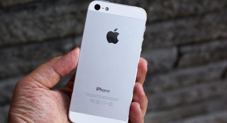 Végleg nyugdíjba megy az Apple egyik meghatározó mobilja, az iPhone 5